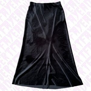 Black Velvet Maxi Skirt Goth Gothic Whimsygoth Zara Small Stretchy Waist 🌷